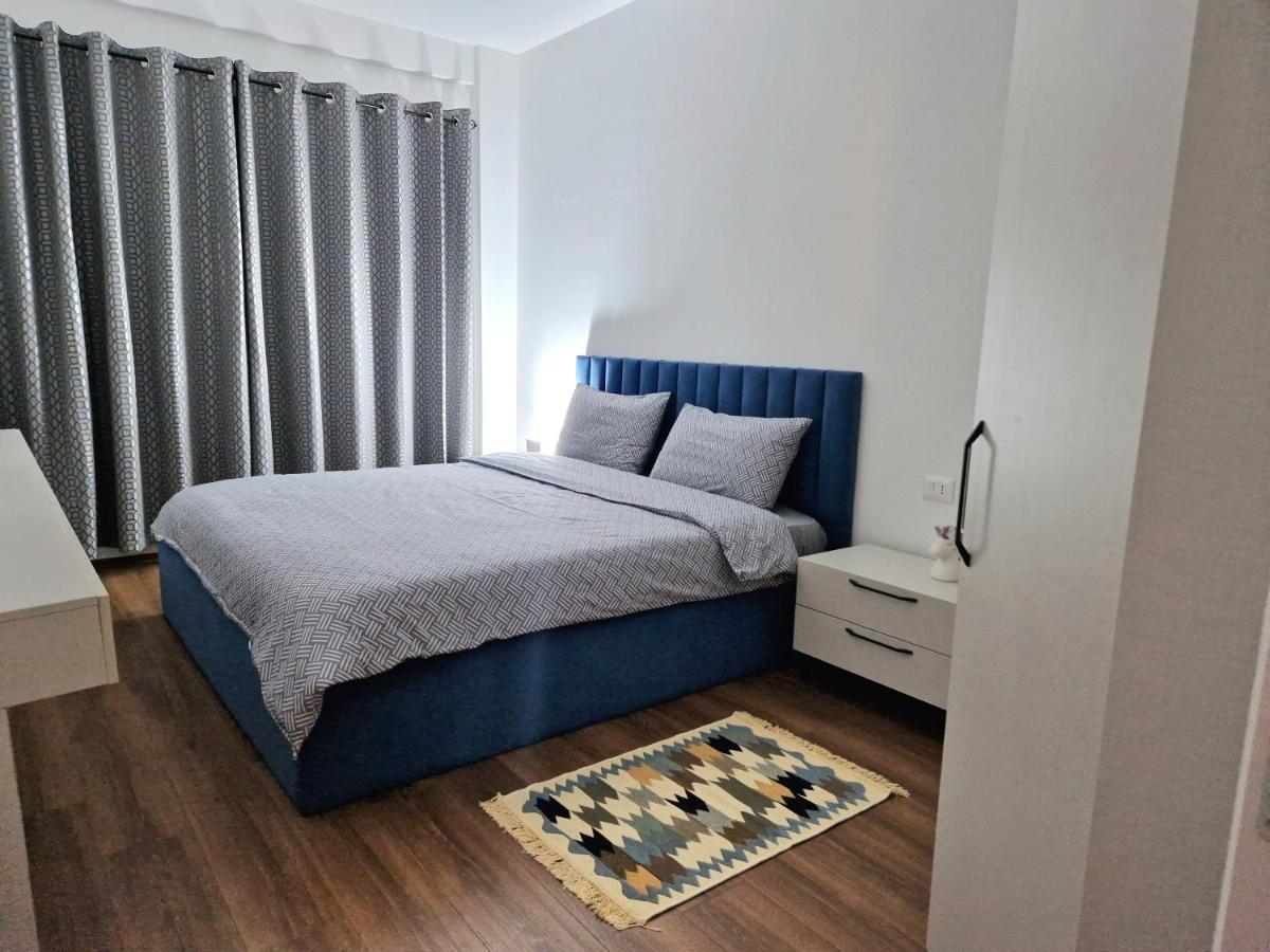 Red & White Palace Apartment Tirana Exteriér fotografie